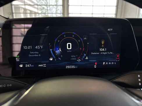 Used 2025 Chevrolet Equinox LT image 41