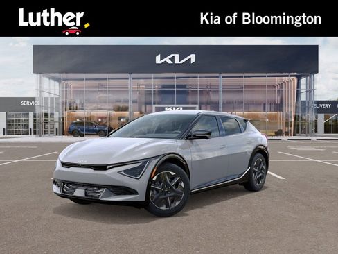 New 2025 Kia EV6 Light w/ Light LR Technology Package image 1