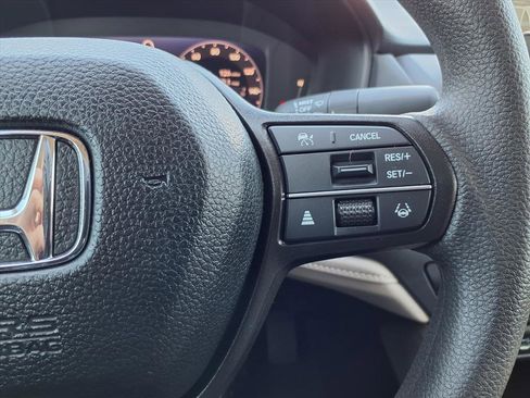 Certified 2025 Honda Accord SE image 15