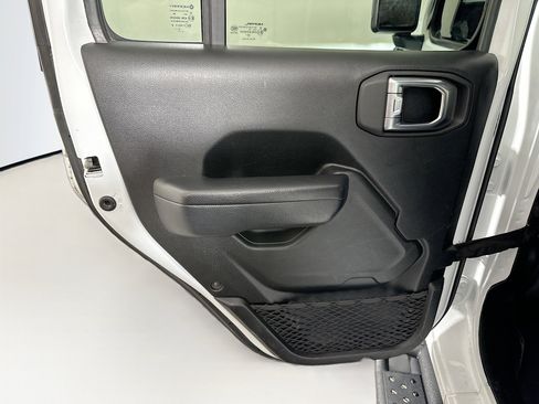 Used 2023 Jeep Wrangler Unlimited Rubicon 4xe AWD/4WD image 25