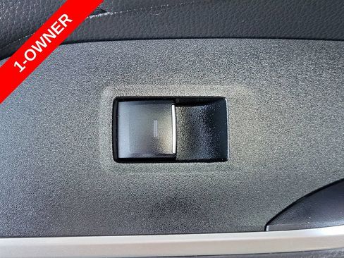 Used 2024 Toyota RAV4 XLE FWD image 18