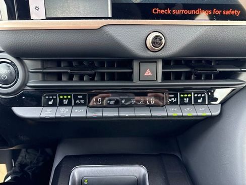 Certified 2026 Toyota Crown Platinum AWD/4WD image 34