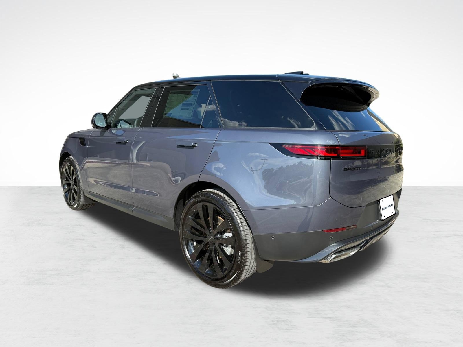 New 2026 Land Rover Range Rover Sport SE AWD/4WD image 3