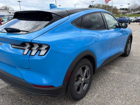 Used 2022 Ford Mustang Mach-E Select AWD/4WD image 5