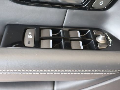 Used 2019 Land Rover Range Rover Evoque HSE Dynamic AWD/4WD image 10