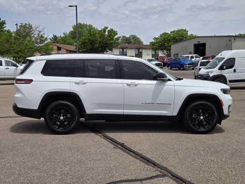 Used 2021 Jeep Grand Cherokee L Limited AWD/4WD image 2