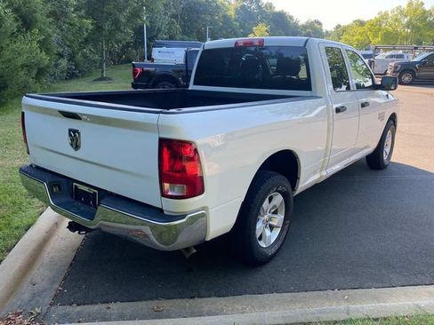 Used 2021 RAM 1500 Tradesman w/ Chrome Appearance Group RWD image 30