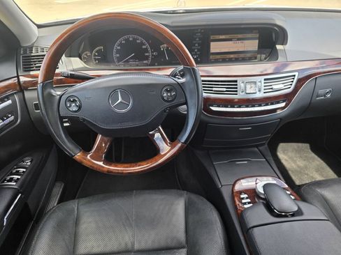 Used 2009 Mercedes-Benz S 550 image 18