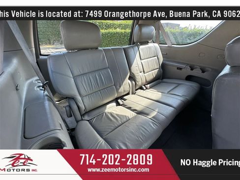 Used 2002 Toyota Sequoia Limited RWD image 22