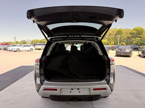 Used 2022 Nissan Pathfinder Platinum w/ Lighting Package (N93) AWD/4WD image 53