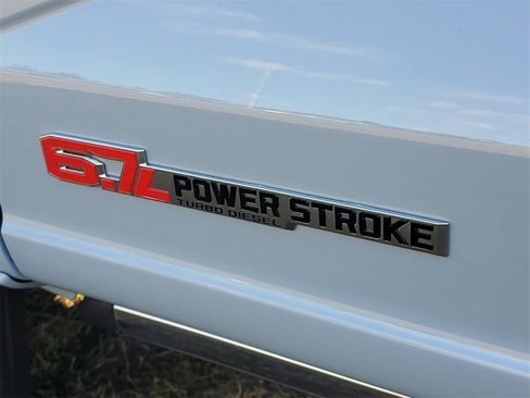 Used 2024 Ford F450 Platinum w/ FX4 Off-Road Package image 14