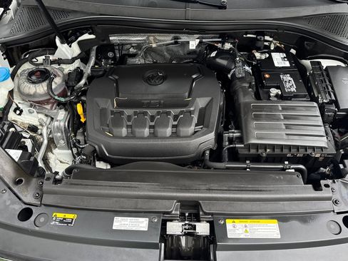 Used 2022 Volkswagen Tiguan SE R-Line FWD image 36