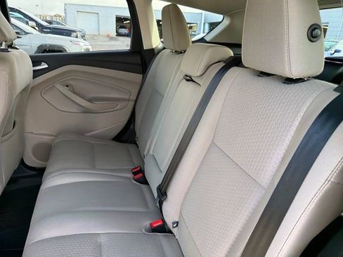 Used 2019 Ford Escape SE AWD/4WD image 21