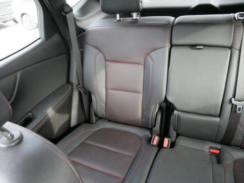 Used 2021 Chevrolet Blazer RS w/ Enhanced Convenience Package image 12