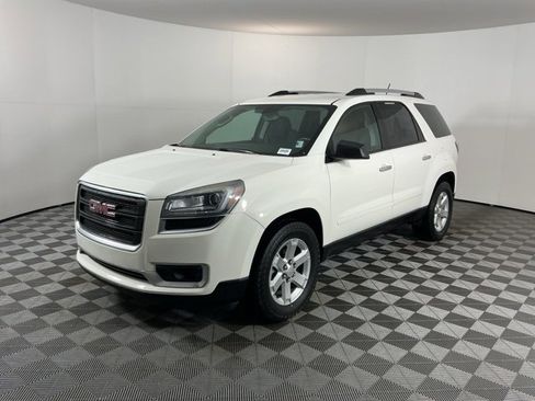 Used 2015 GMC Acadia SLE image 2
