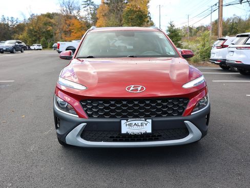 Used 2022 Hyundai Kona SEL w/ Convenience Package image 2