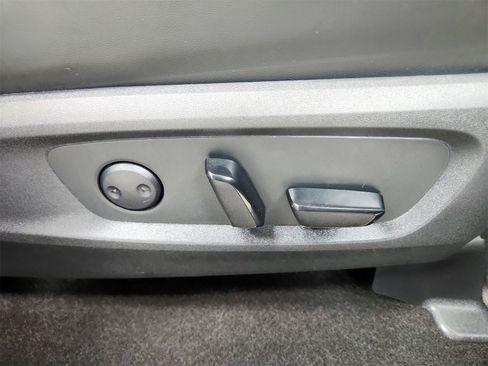 Used 2024 Nissan Pathfinder Platinum w/ Lighting Package (N93) image 42