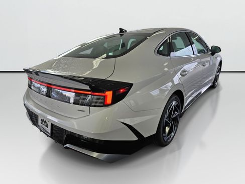 New 2026 Hyundai Sonata SEL AWD/4WD image 4