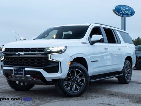 Used 2022 Chevrolet Suburban Z71 image 1