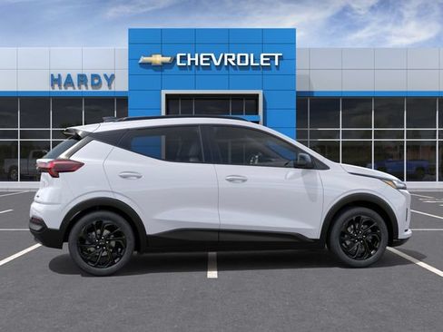 New 2027 Chevrolet Bolt RS FWD image 5