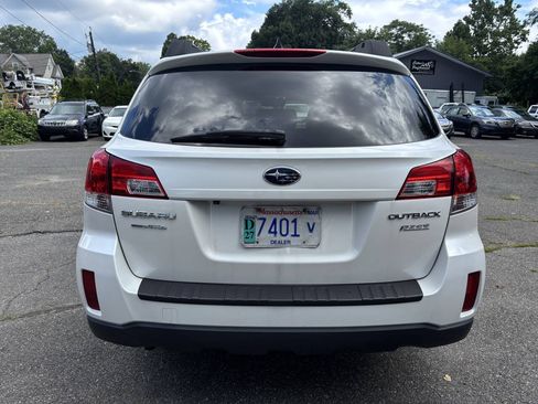 Used 2014 Subaru Outback 2.5i Limited AWD/4WD image 4