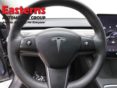 Used 2023 Tesla Model 3 Standard Range RWD image 10