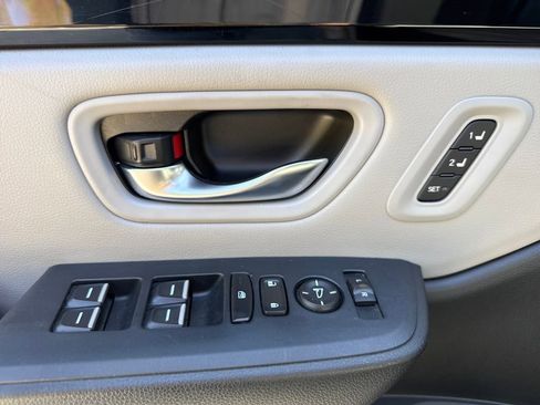 Used 2023 Honda Pilot EX-L image 15