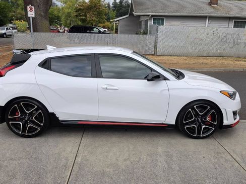 Used 2021 Hyundai Veloster N FWD image 4