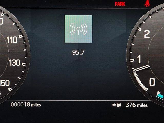 New 2026 Land Rover Defender 110 S AWD/4WD image 10