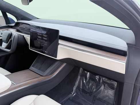 Used 2023 Tesla Model X AWD/4WD image 61