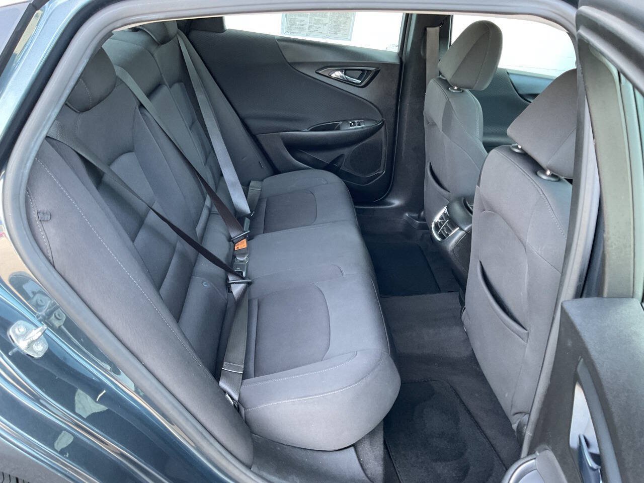 Used 2020 Chevrolet Malibu LT FWD image 34