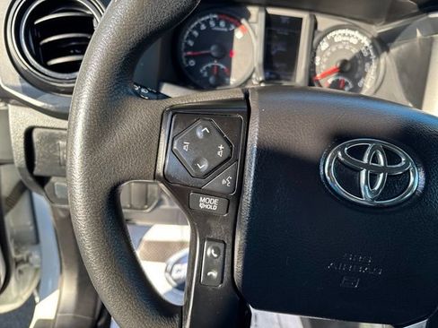 Used 2021 Toyota Tacoma SR AWD/4WD image 23