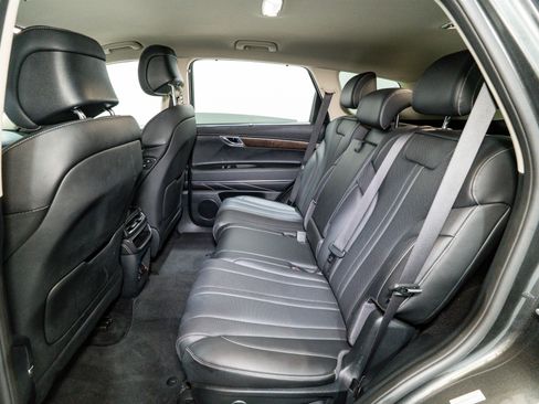 Used 2024 Genesis GV80 2.5T image 34