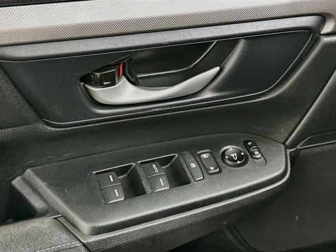 Used 2020 Honda CR-V LX image 15