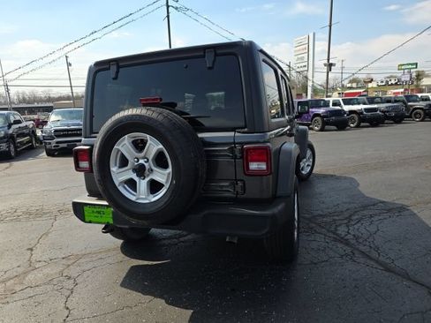 Used 2020 Jeep Wrangler Unlimited Sport S AWD/4WD image 7