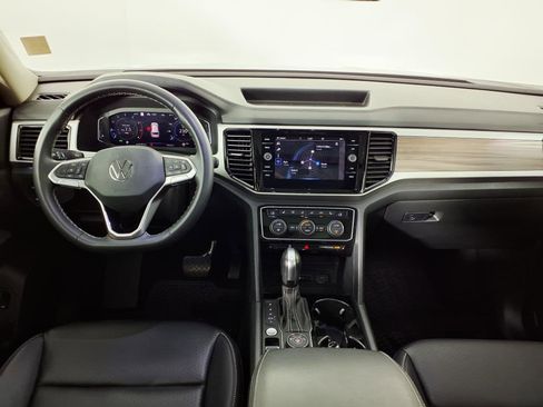 Used 2023 Volkswagen Atlas SEL image 15