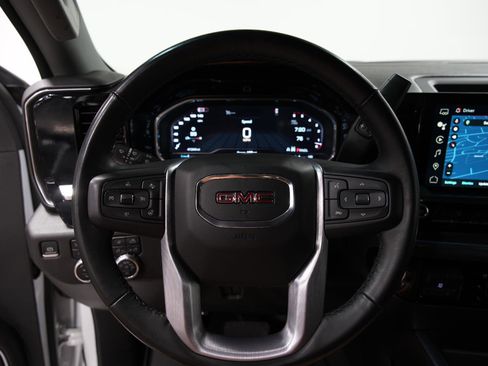 Used 2024 GMC Sierra 2500 SLT w/ SLT Convenience Package image 31