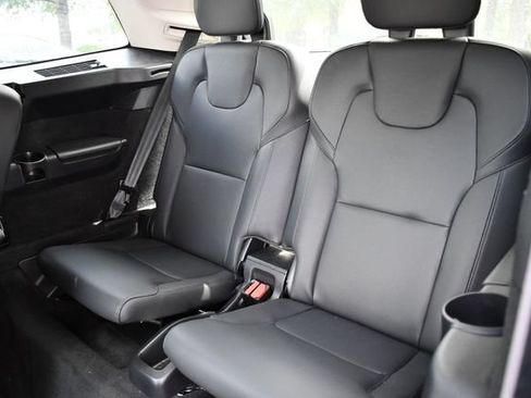 Certified 2023 Volvo XC90 B6 Plus w/ Protection Package Premier AWD/4WD image 18