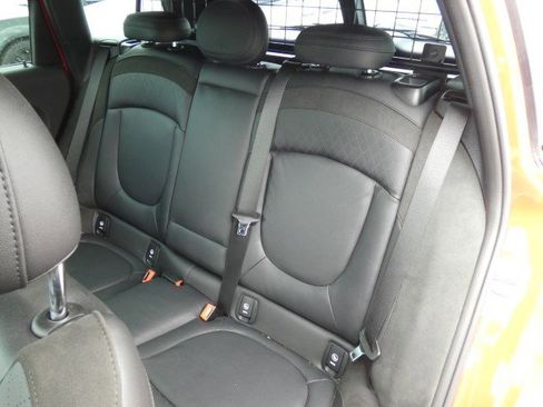 Used 2024 MINI Cooper Clubman S w/ Signature Upholstery Package image 29