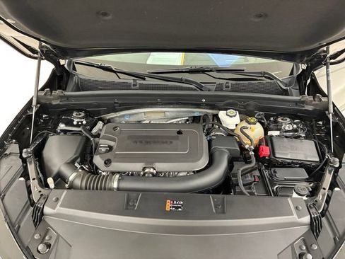 Certified 2023 Buick Envision Essence w/ Technology Package I AWD/4WD image 11