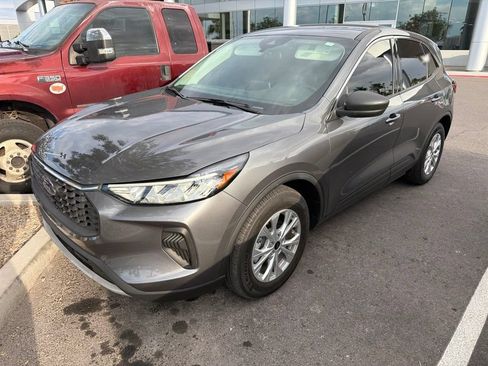 Used 2024 Ford Escape Active FWD image 34
