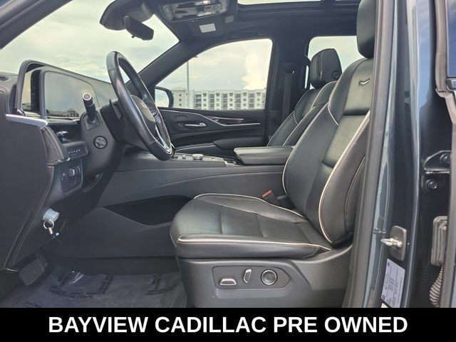 Used 2021 Cadillac Escalade ESV Sport AWD/4WD image 16
