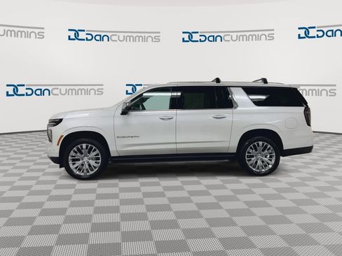 New 2025 Chevrolet Suburban Premier image 5