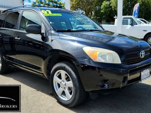 Used 2007 Toyota RAV4 4WD image 1