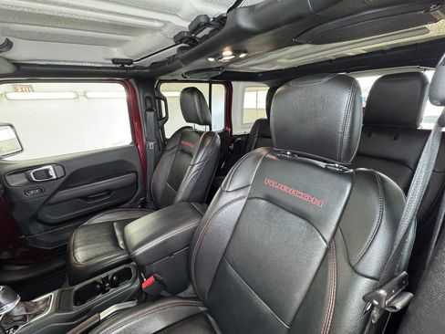 Used 2021 Jeep Wrangler Unlimited Rubicon w/ Uconnect 4C Nav & Sound Group AWD/4WD image 14