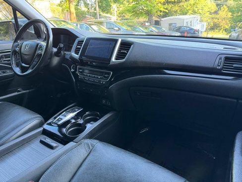 Used 2016 Honda Pilot Elite image 17