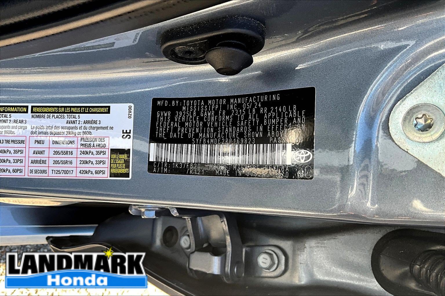 Used 2024 Toyota Corolla LE FWD image 33