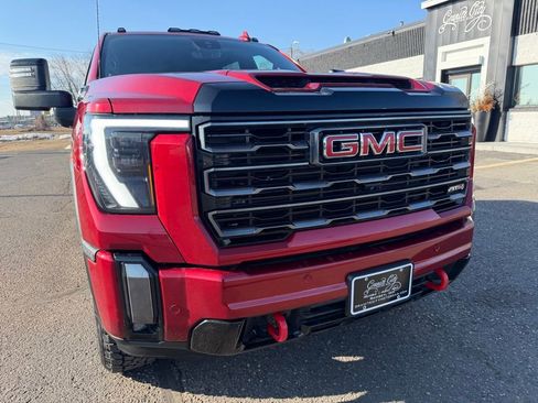 Used 2024 GMC Sierra 2500 AT4 w/ AT4 Premium Plus Package image 14