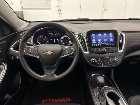 Used 2024 Chevrolet Malibu LT image 11
