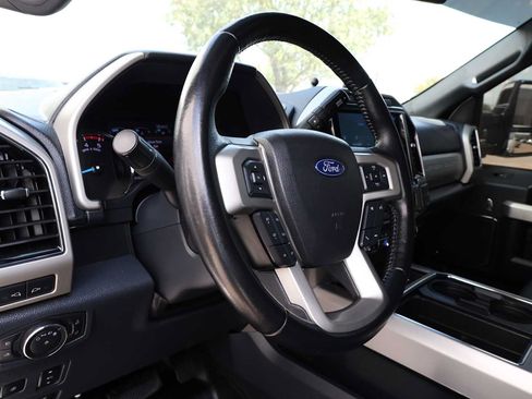 Used 2022 Ford F250 Lariat w/ Lariat Ultimate Package AWD/4WD image 16